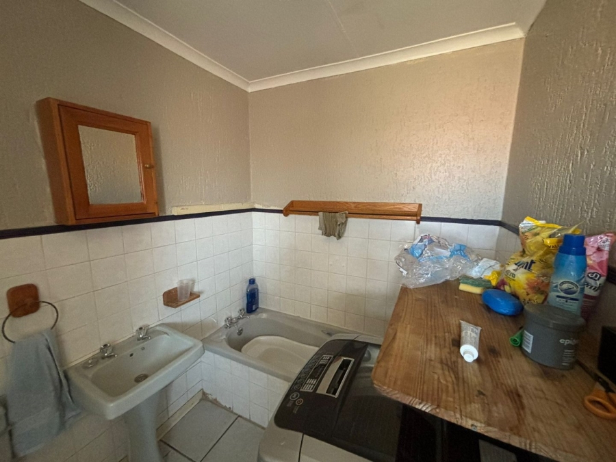 1 Bedroom Property for Sale in Pellissier Free State